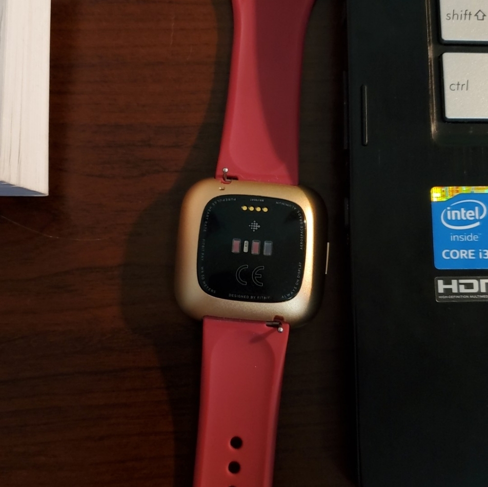 Fitbit Versa 2 - Picture 3 of 3